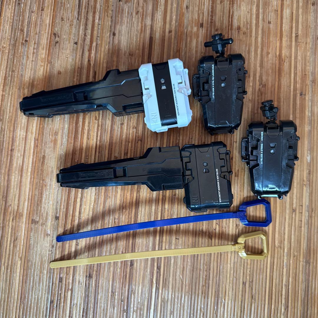 BAYBLADE X まとめ売り13個他、ケース、公式スタジアムつき