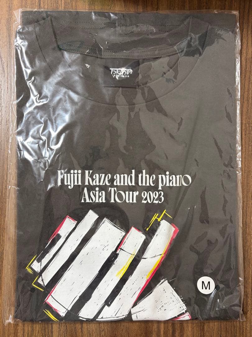 藤井風 Black Piano Tシャツ【Mサイズ】