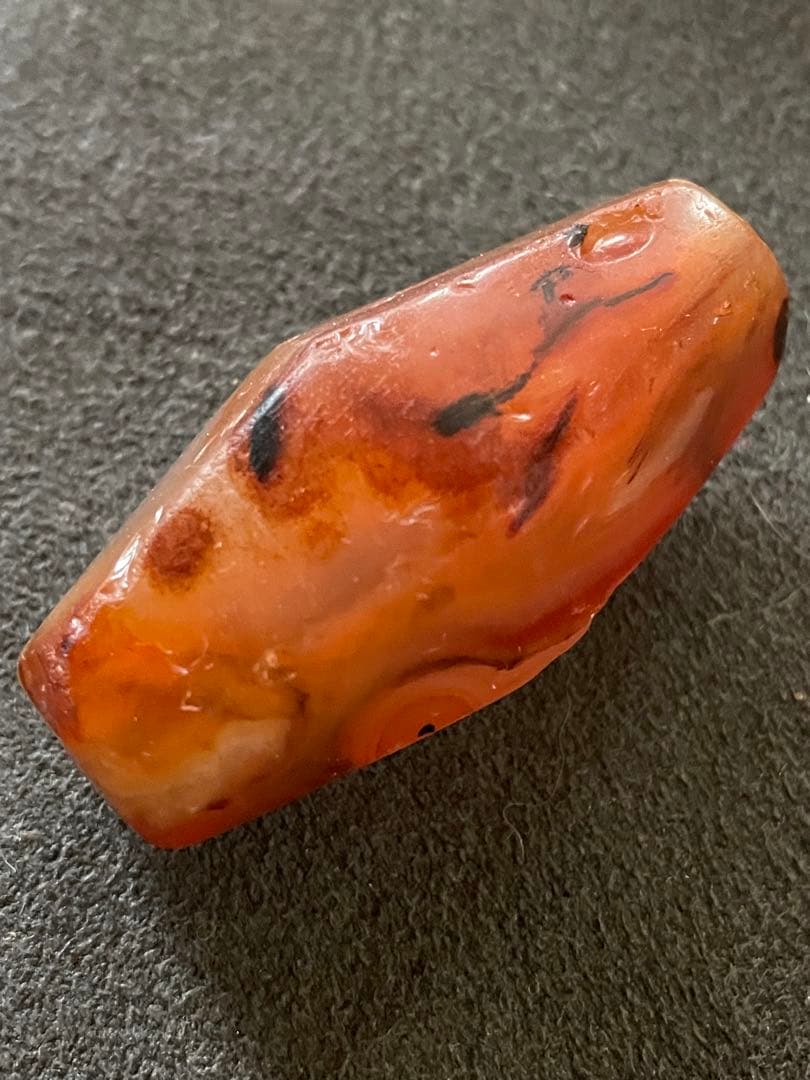 古墳時代 大型瑪瑙切子玉 出土品