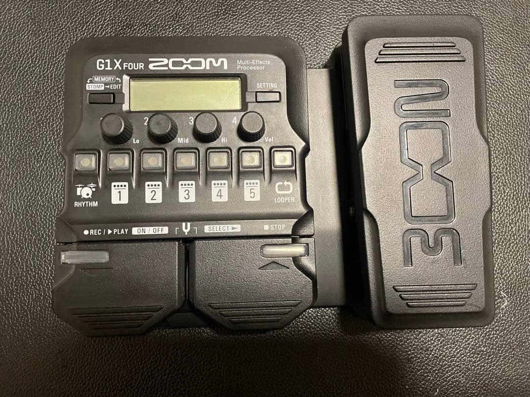 ZOOM G1X FOUR マルチエフェクトプロセッサー