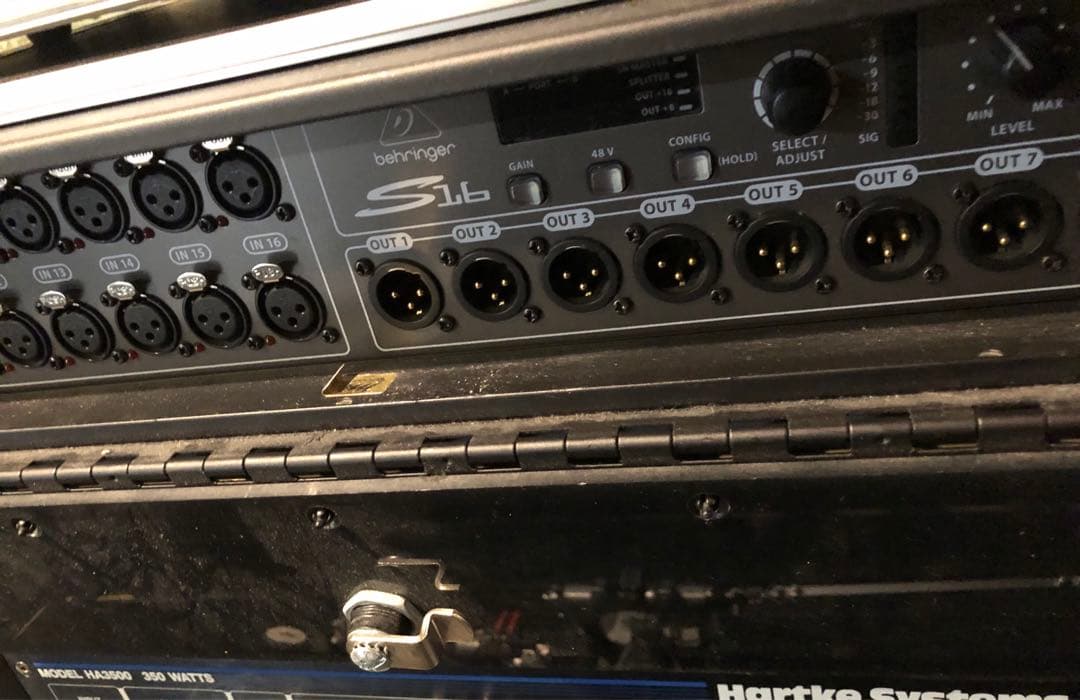 BEHRINGER ( ベリンガー ) SD16 ステージボックス