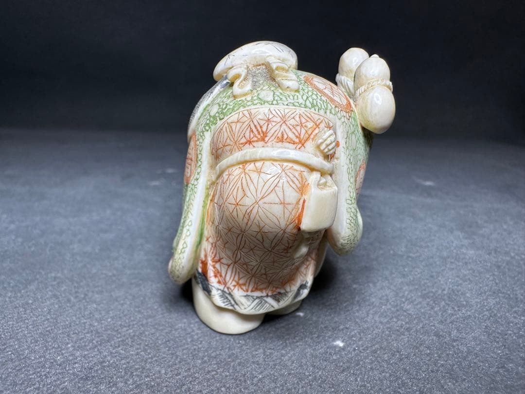 極上　七福神　置物　根付　印籠　天然素材　アンティーク　骨董　飾り物　古美術品