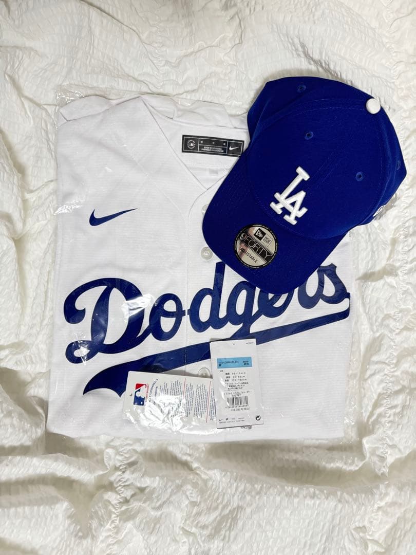 【正規品】大谷翔平　ドジャース　ユニフォームMLB公式 Mサイズ キャップ付