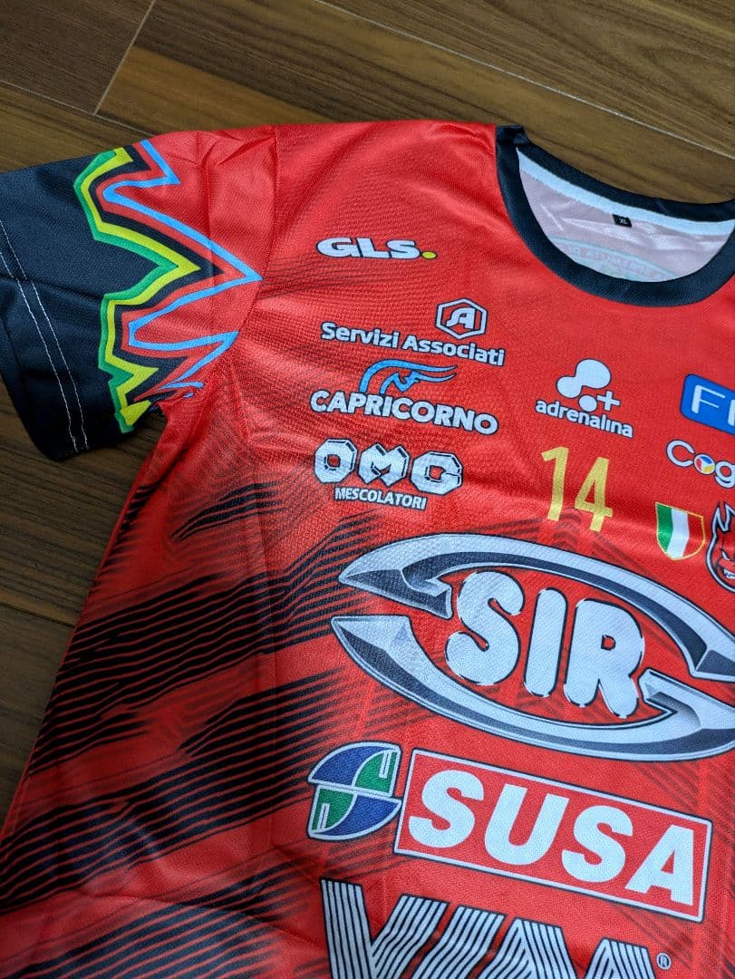 ☆石川祐希 ペルージャ　赤ユニフォーム　ゲーム　シャツ　バレーボール　ジャージ