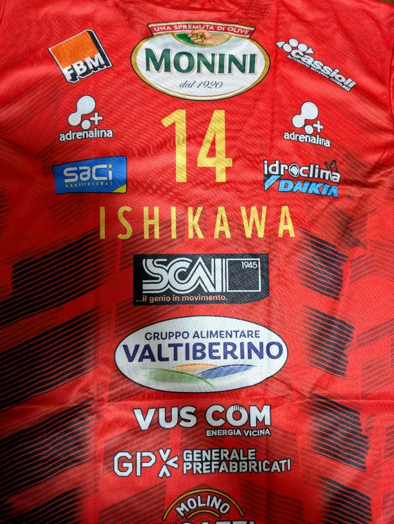 ☆石川祐希 ペルージャ　赤ユニフォーム　ゲーム　シャツ　バレーボール　ジャージ