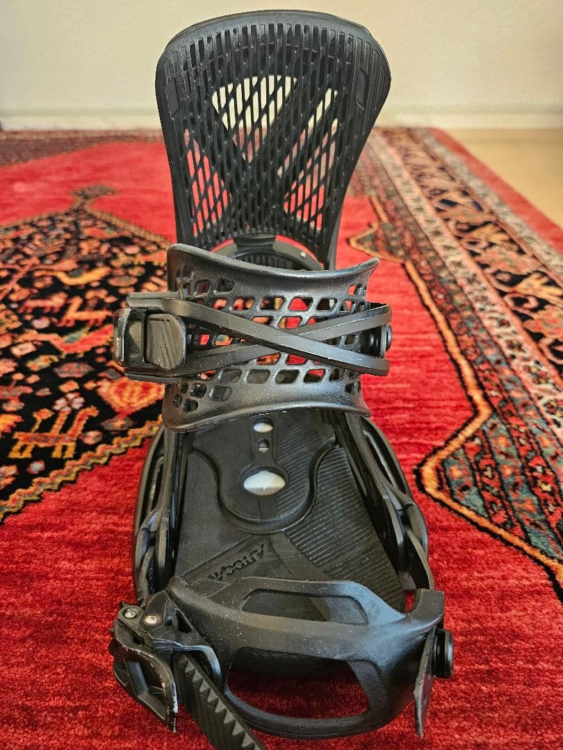 BURTON　GENESIS　23ー24モデル　Sサイズ