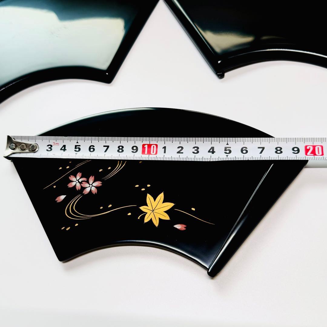 未使用　輪島塗　漆器　茶平一斉　茶道具　桜に川　紅葉模様　銘々皿　5客　共箱