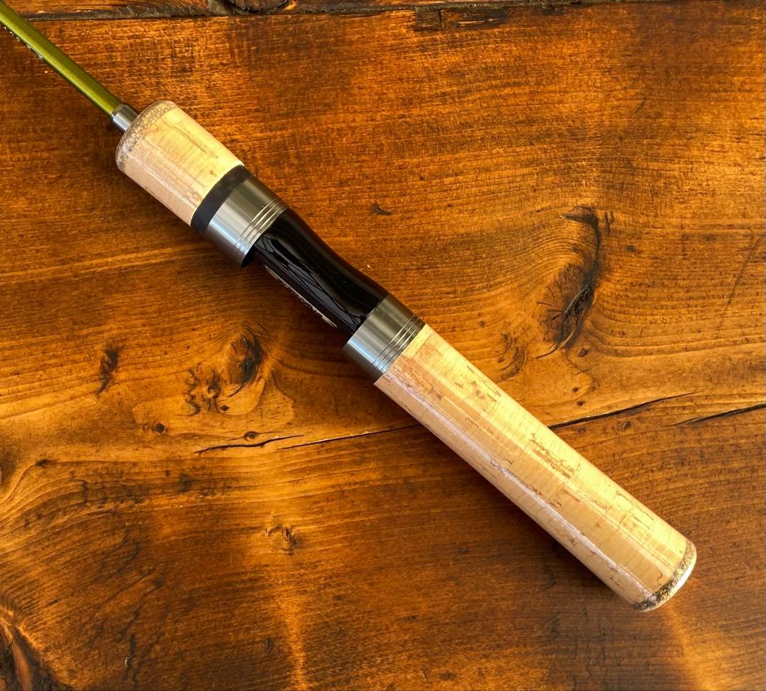 トラウトロッド　S412UL 渓流釣り　スピニングロッド　山女魚 カーボンロッド