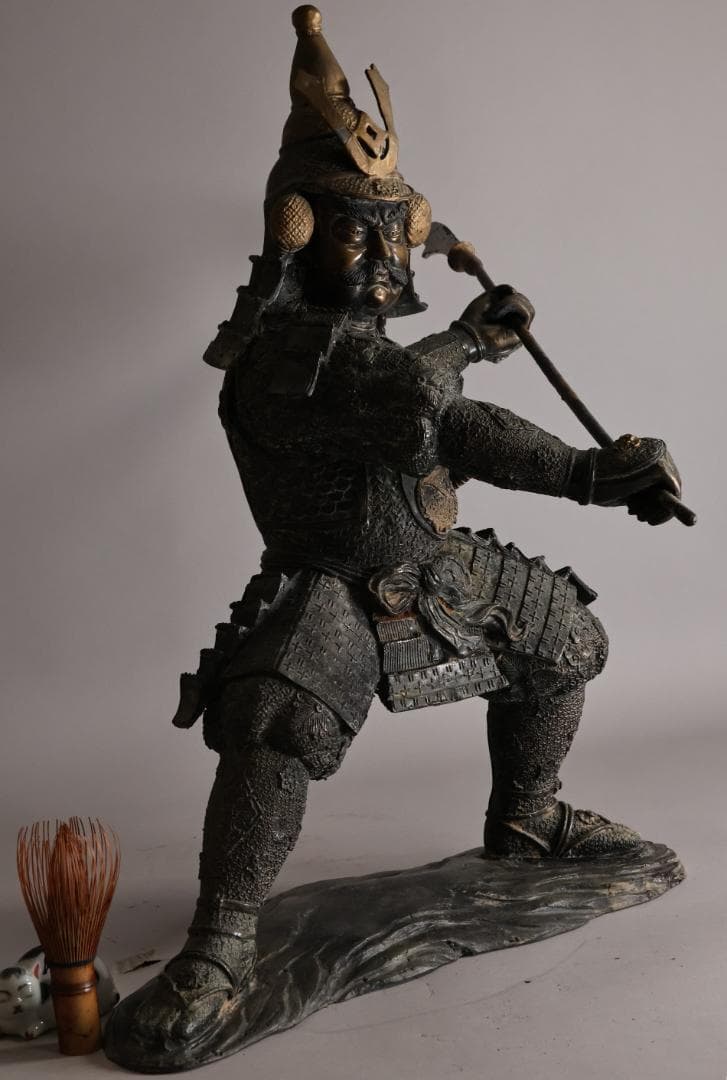 時代金工　明治期　ブロンズ像　銅製　武者　薙刀　置物　床飾　高55㎝　BK090