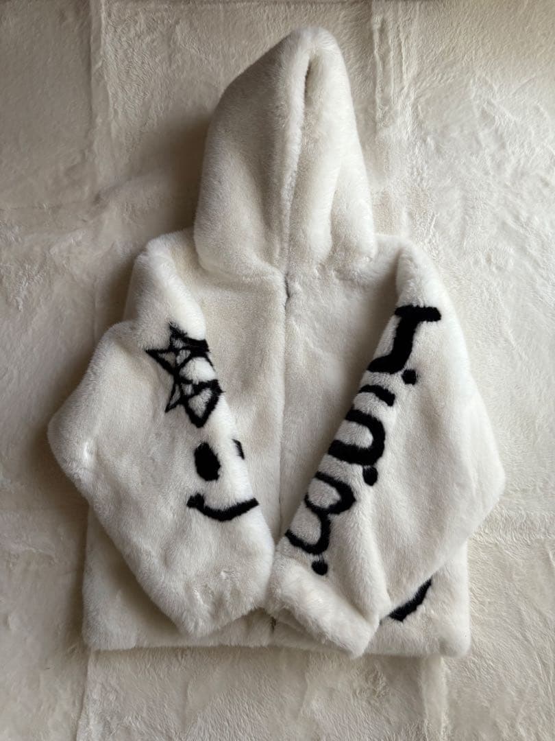 J.S.B. LOVE フェイクファーパーカー Sサイズ