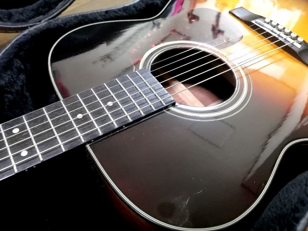 ★限定特価★コンパクトで弾きやすい★MORRIS F12-TS★トップ単板♪