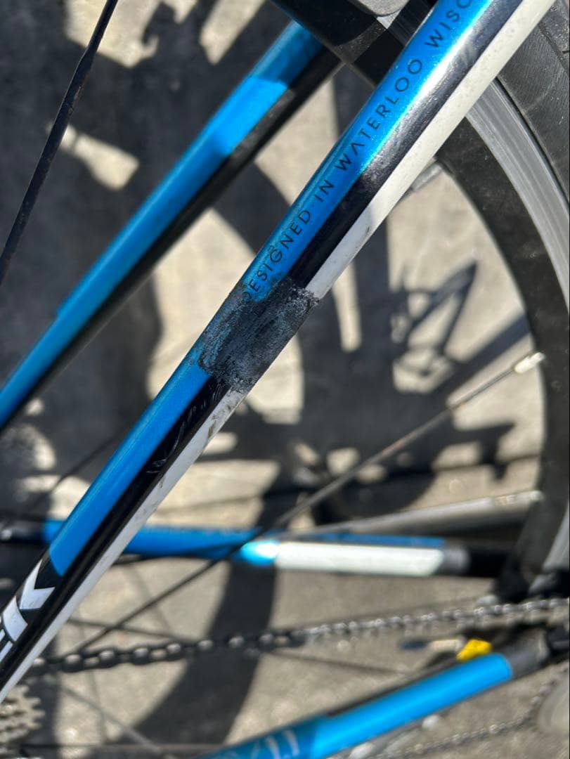 TREK ONESERIES 1.1 アルテグラ 105 ロードバイク