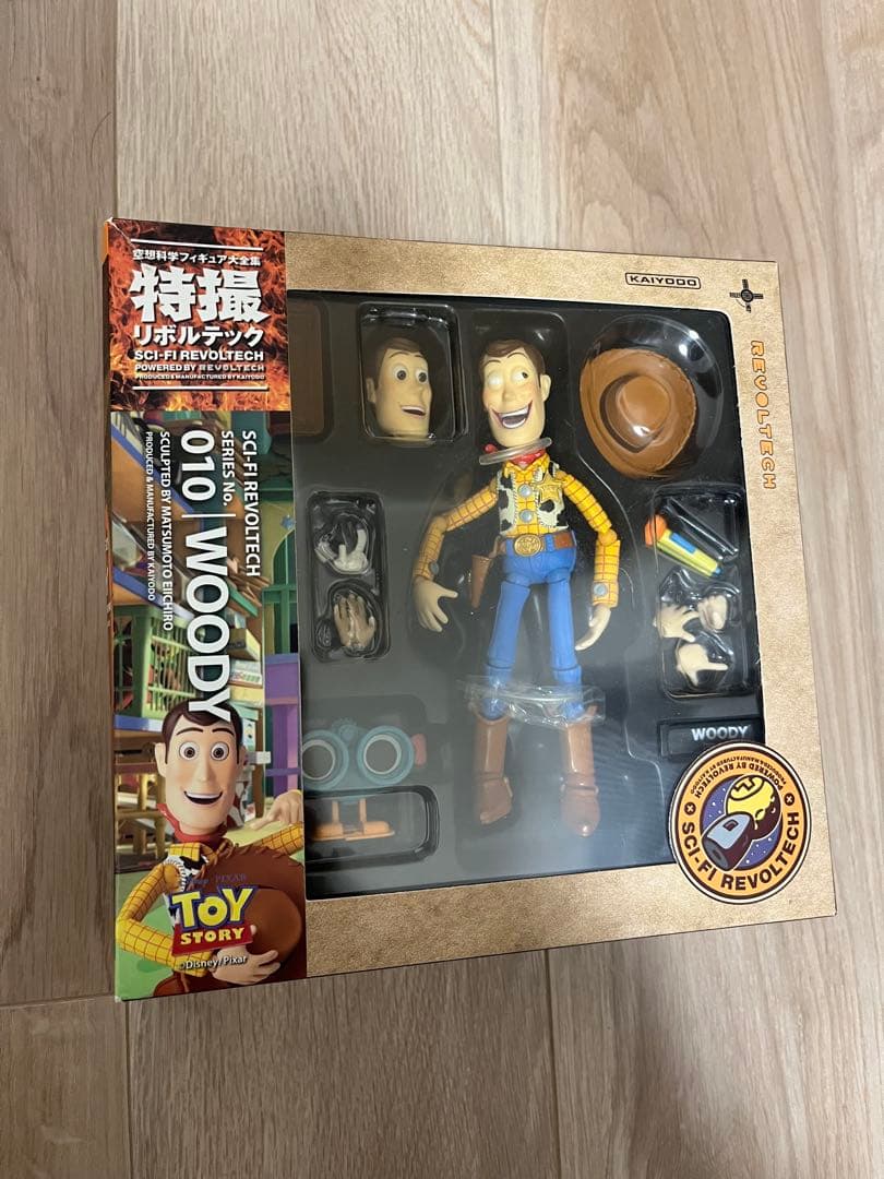 海洋堂　特撮リボルテック　ウッディ