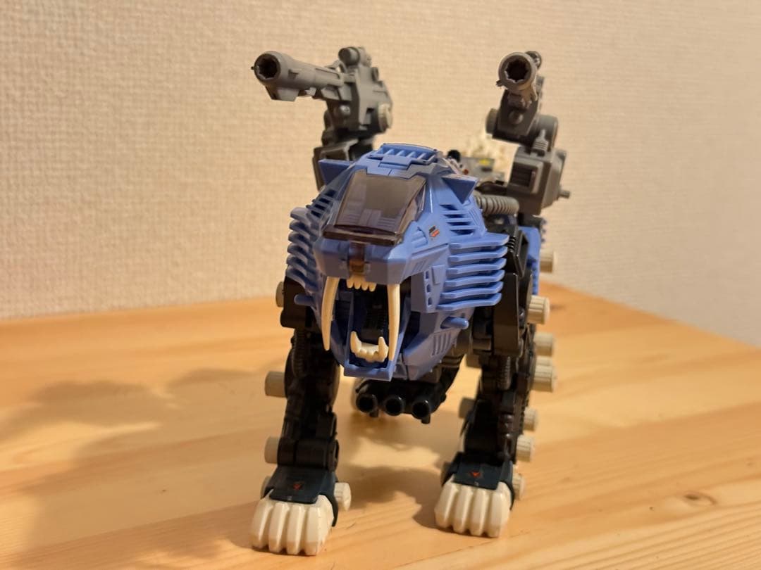 ゾイド　シールドライガー　初代　昭和　箱付き　zoids