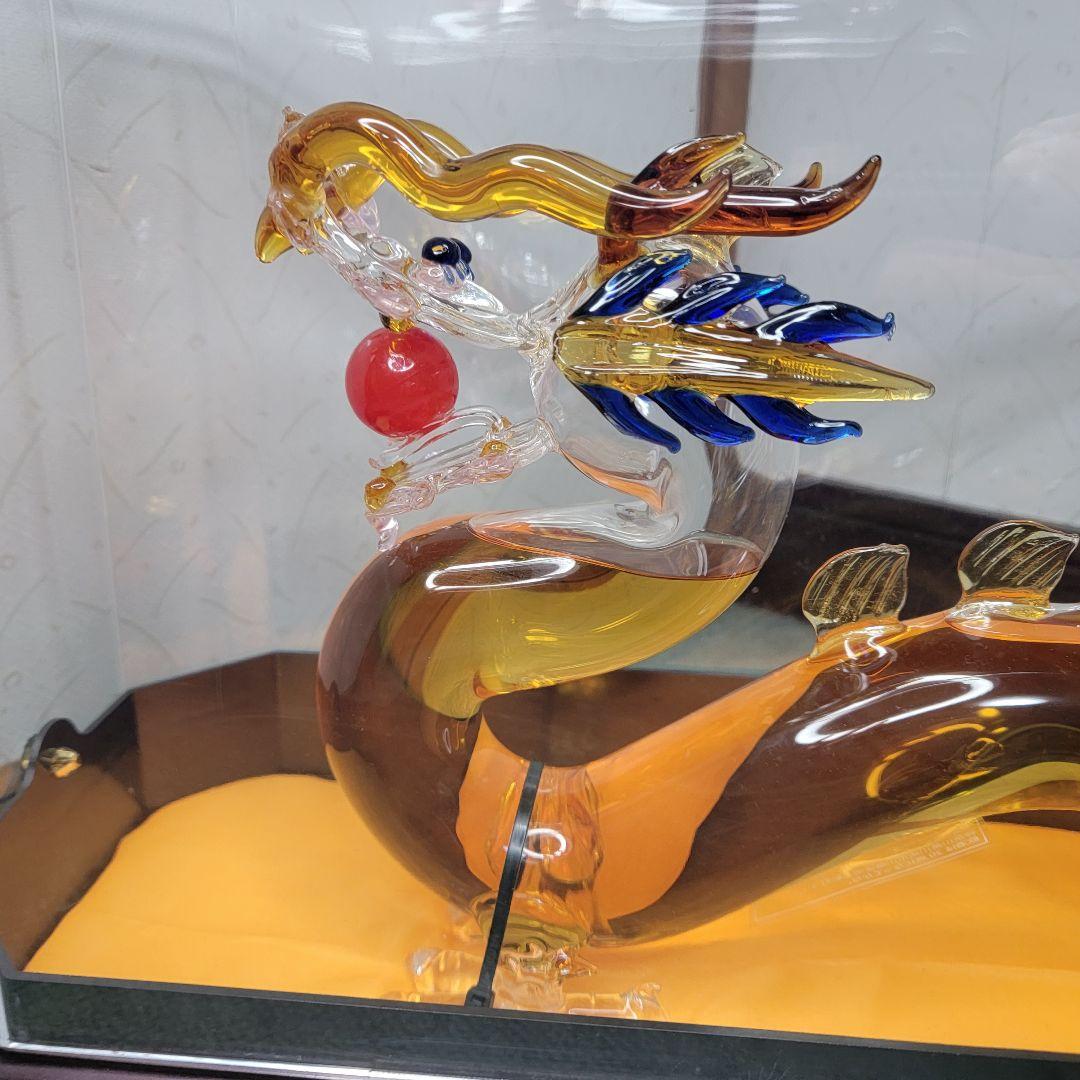 ドラゴン　竜　龍
フランス産　ブランデー　ケース入
アルコール　40％