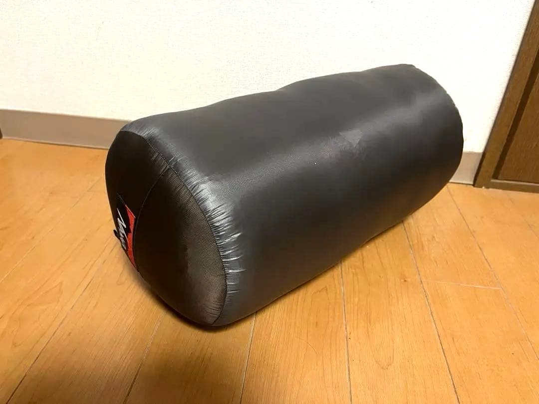 ナンガ　NANGA オーロラライト900DX