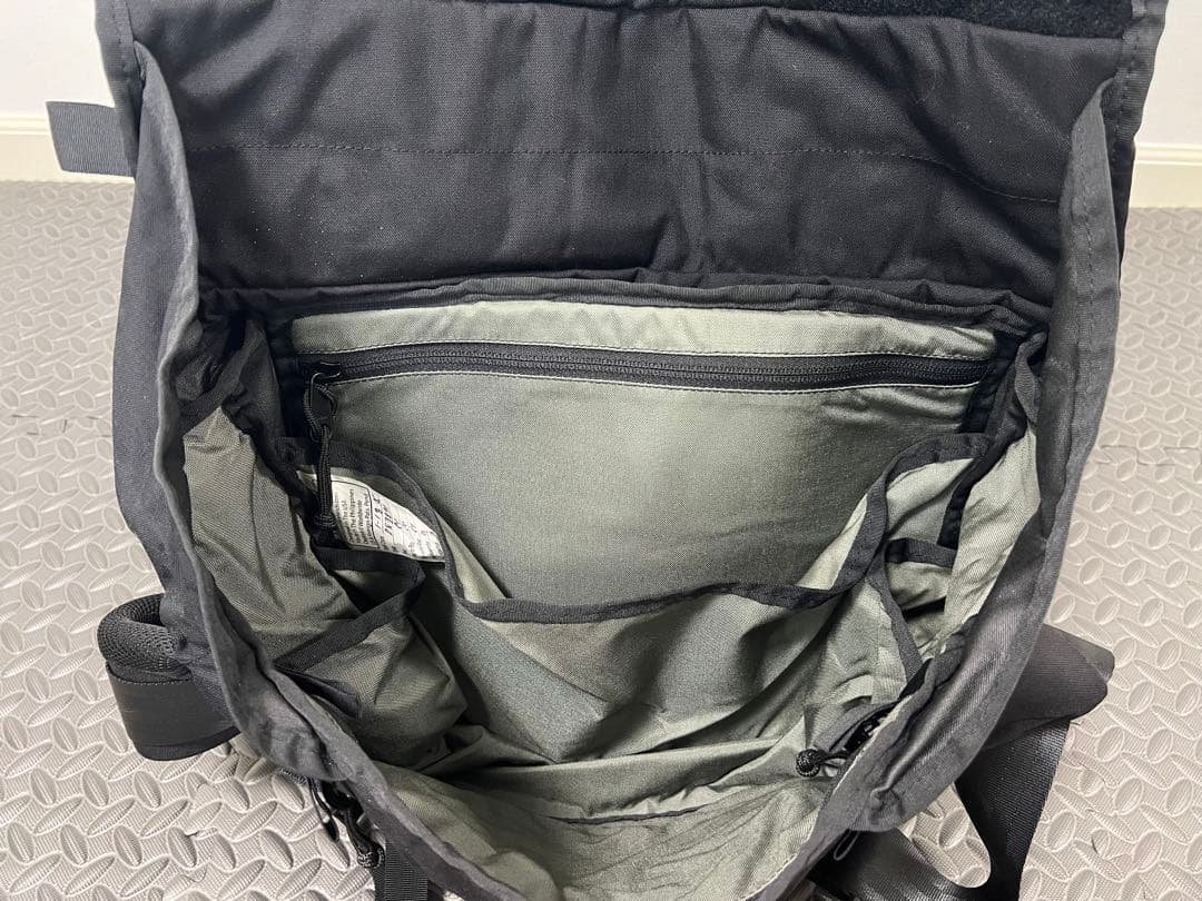 MYSTERY RANCH INVADER ミステリーランチ インベーダー 黒