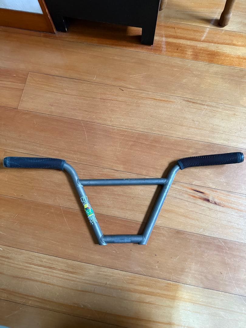 bmx BSDハンドルバー　GRIME BARS