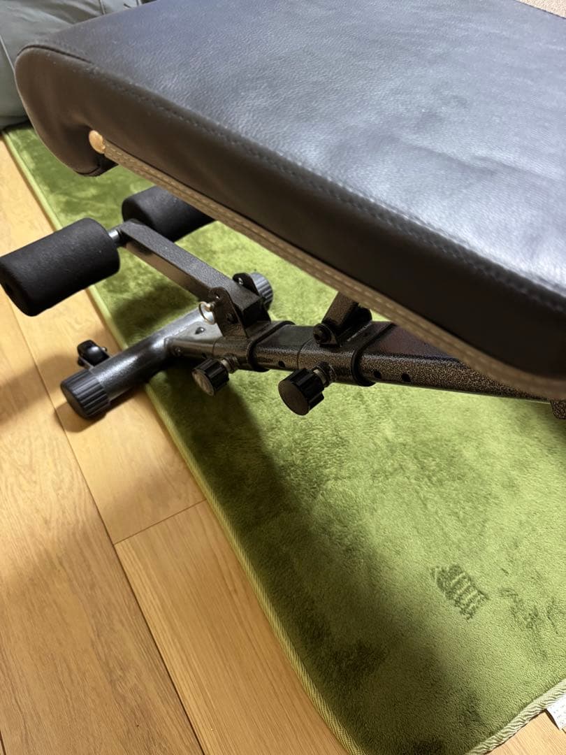 トレーニングベンチ 調整可能