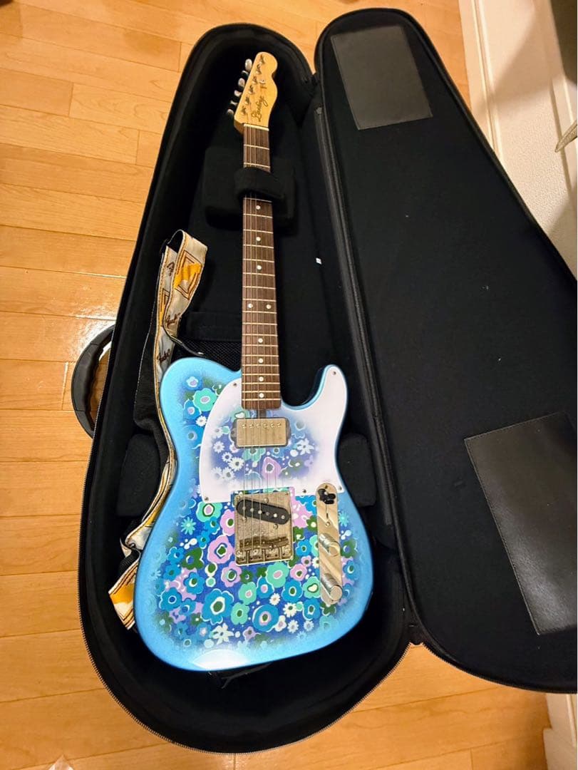【最終値下げ！】ブルーフラワー ギター TL-Blue Flower