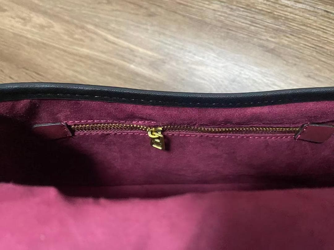 COACHブラックレザーショルダーバッグ