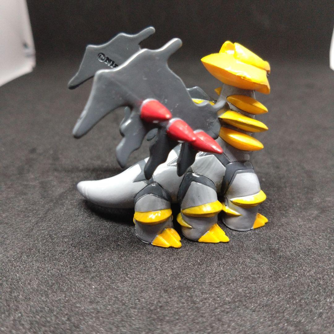 ギラティナ　ポケモン　モンコレ　2007　初期　フィギュア　匿名配送