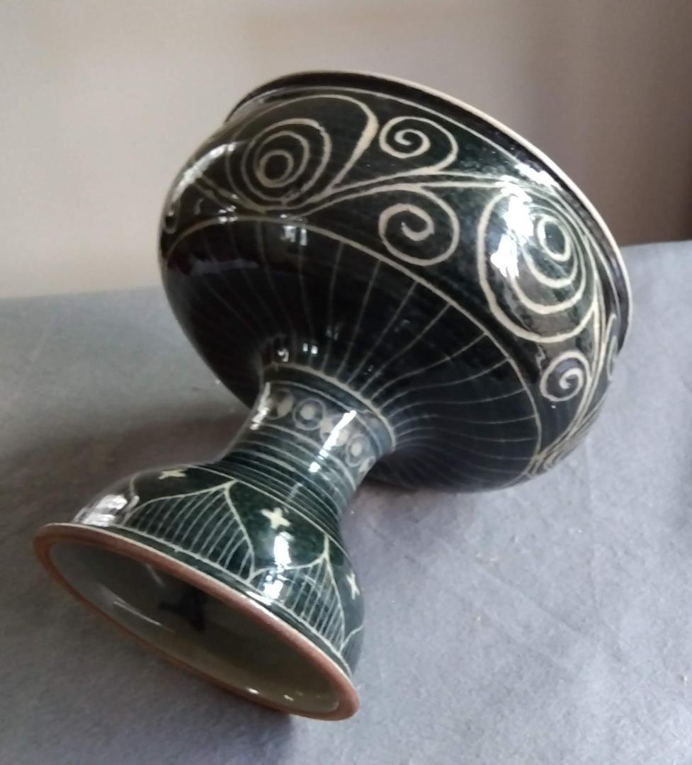 越前焼　あかね陶房　山路茜　藍化粧のポップモダニズムな斬新デザイン巨大コンポート