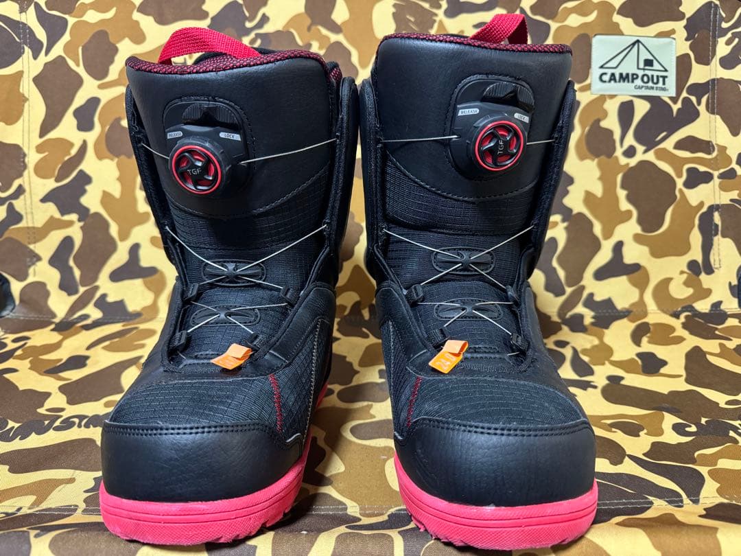 美品　スノーボード　ブーツ　IGNIO BOA ダイヤル式　24cm