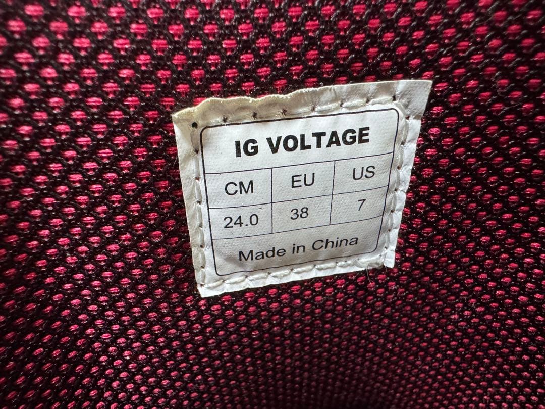 美品　スノーボード　ブーツ　IGNIO BOA ダイヤル式　24cm