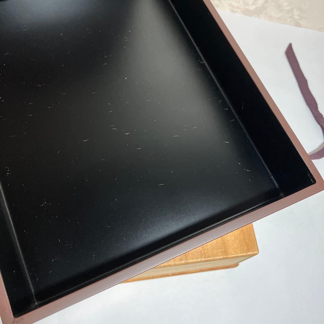 漆芸家「番浦省吾（ばんうらしょうご）」作「宝船」　彩漆筥（いろうるしばこ）