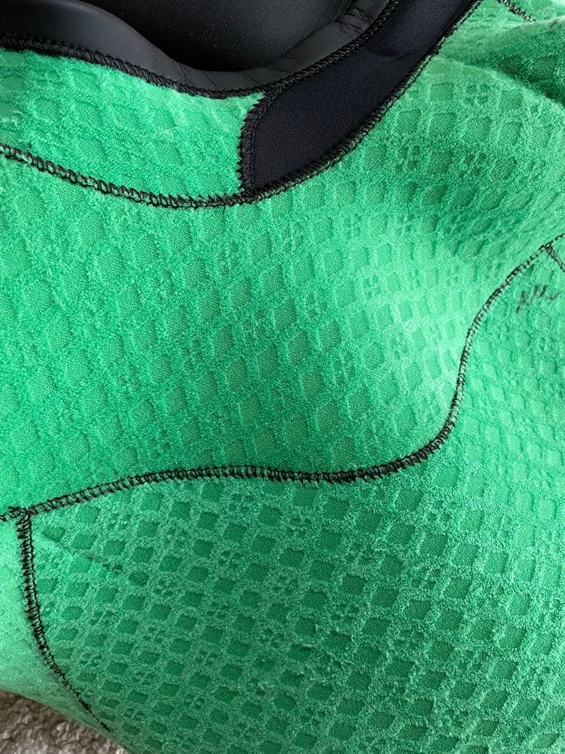 BODY GLOVE フルスーツ セミドライ MLサイズ