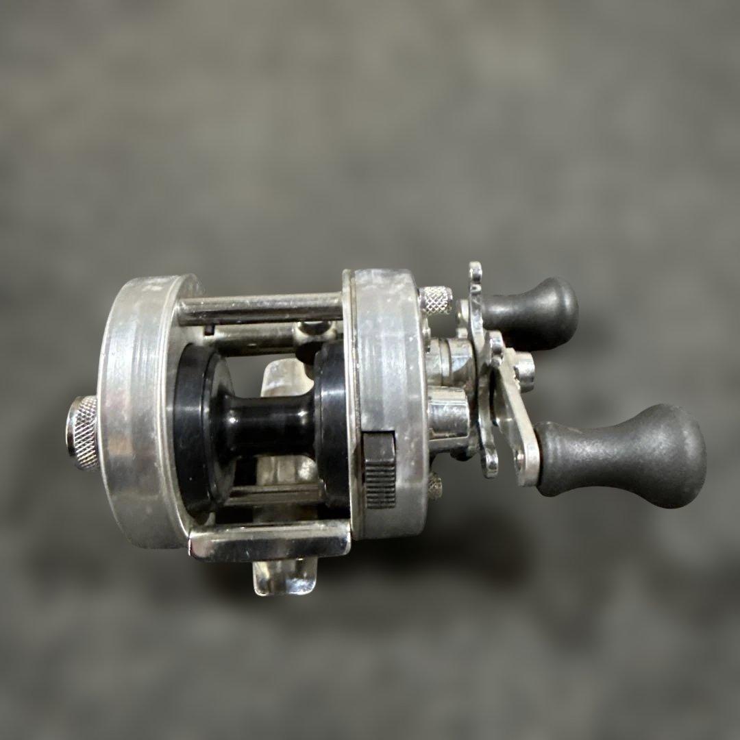 ABU Ambassadeur 1500C IAR ベイトリール / アブ