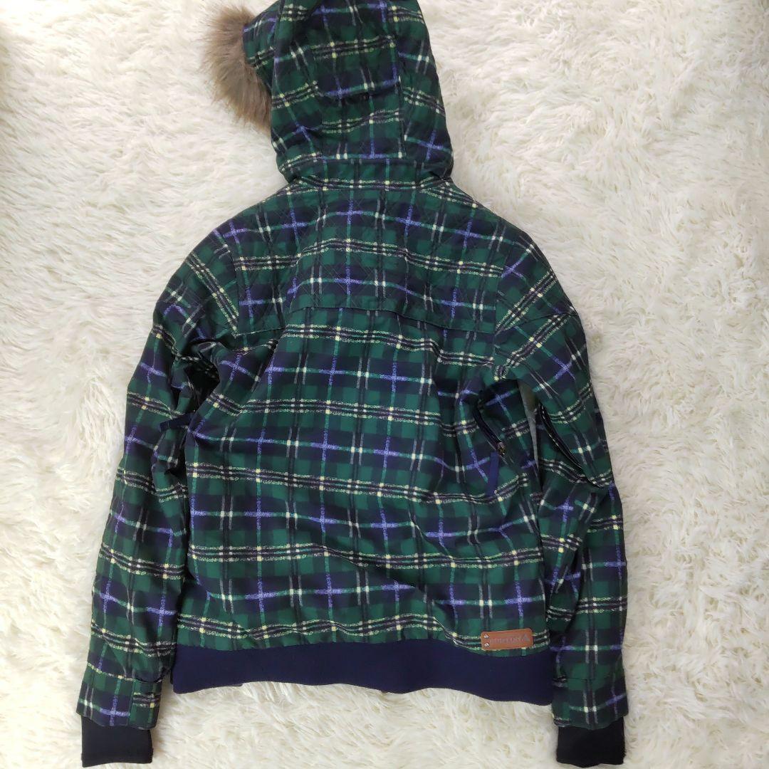 【新品未使用品】バートン　ファーフードチェックスキーウェア　スノーボード　緑