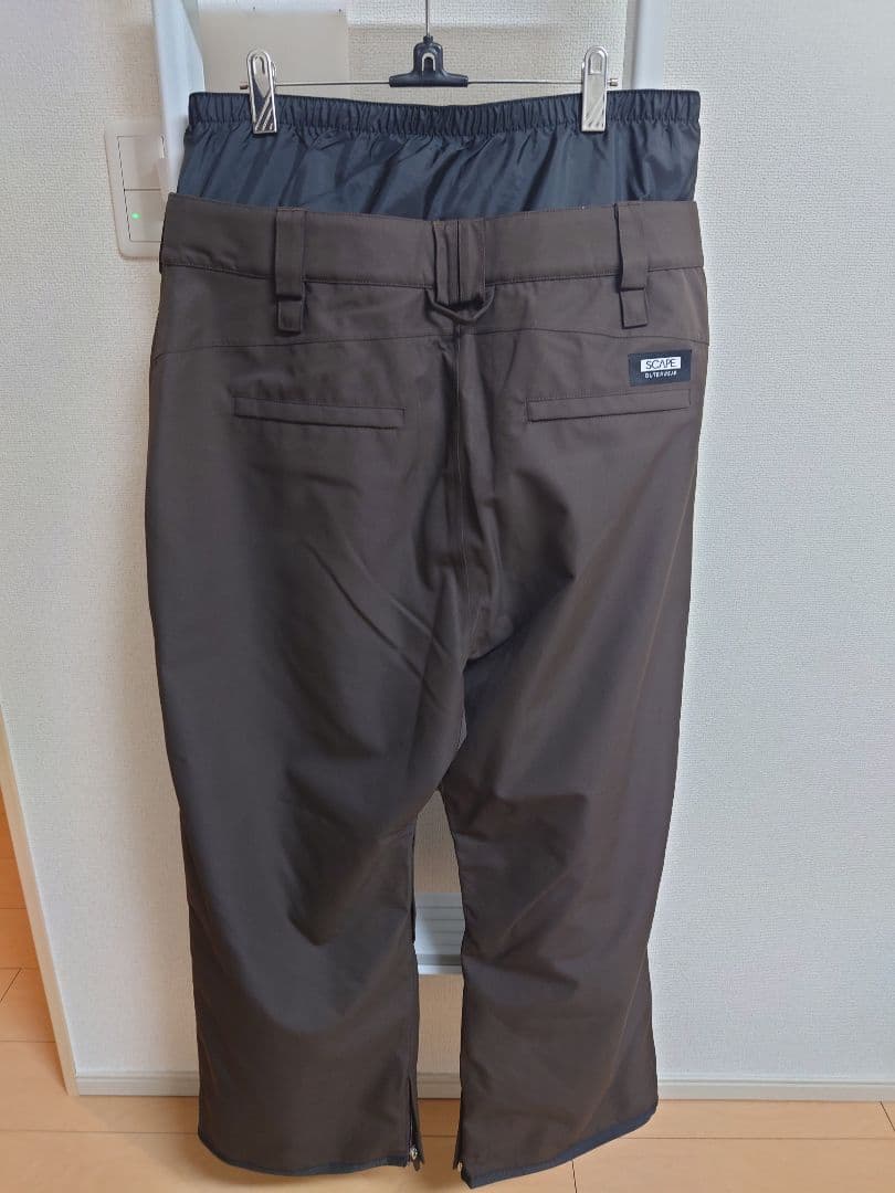 新品未使用　SCAPE M ダークブラウン スノーボードウェア