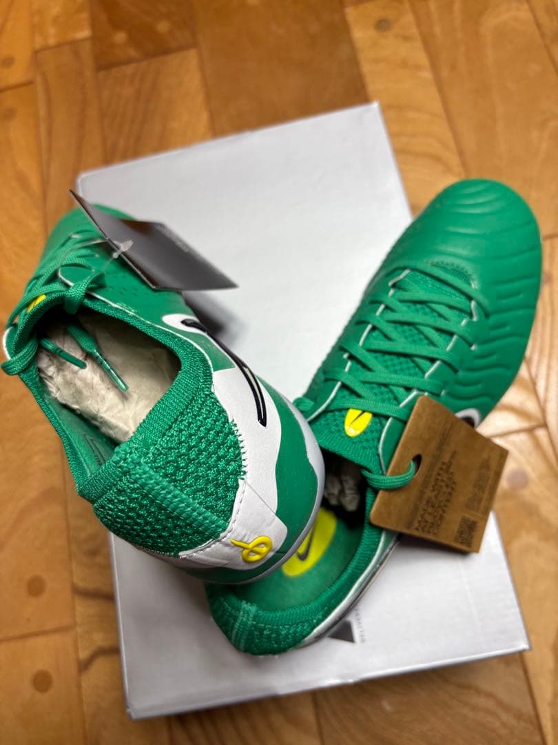 新品　大特価　限定　ナイキ　レジェンド 10 エリート FG LV8 26.5