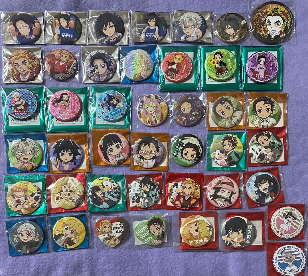 鬼滅の刃　アクリルスタンド　缶バッジ　ブロマイド　ポストカード　まとめ売り