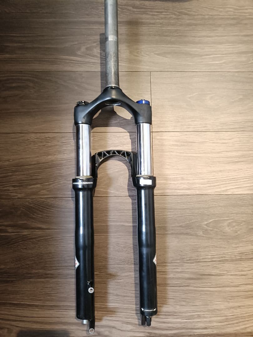 26インチ用　ROCKSHOX RECON SILVER TK 100mm