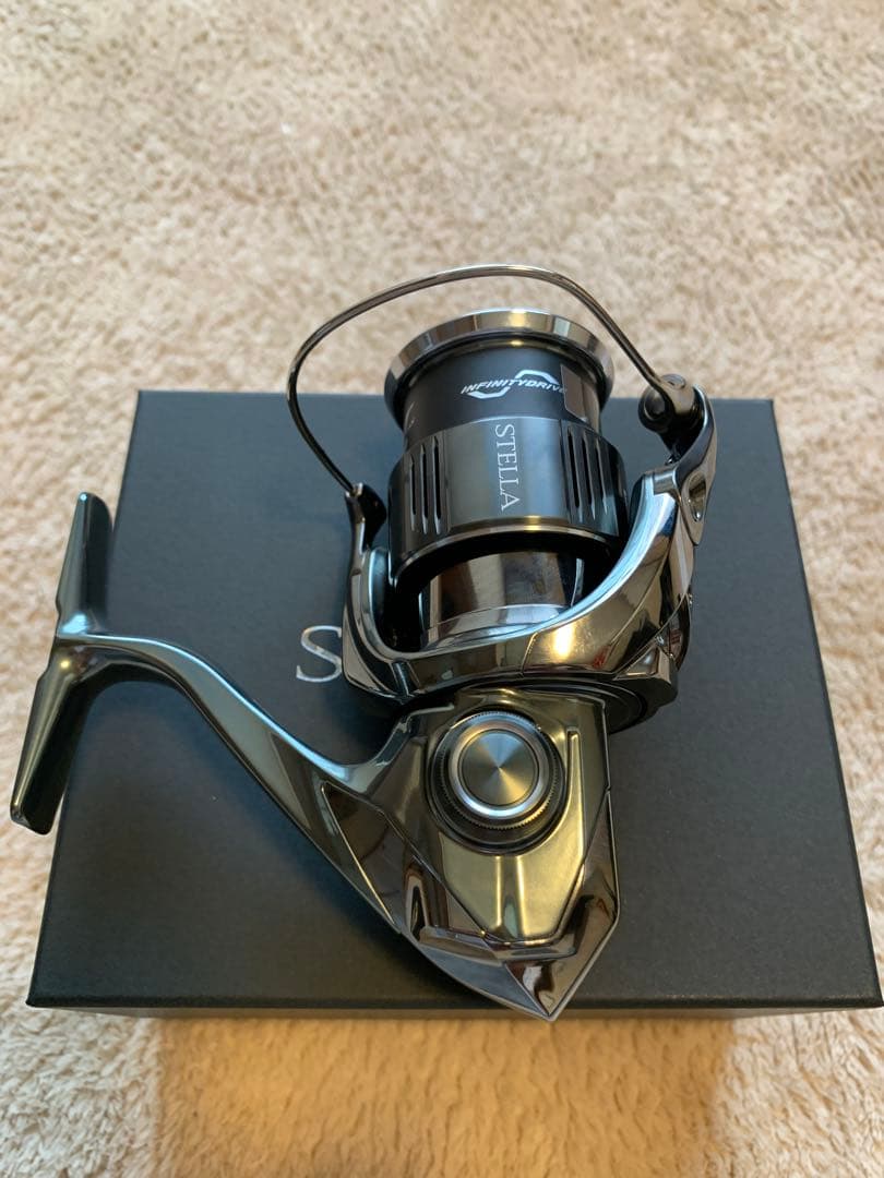 新品未使用　シマノ 22ステラ　2500SHG