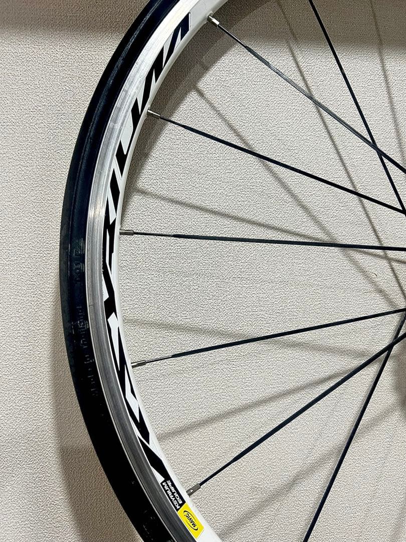 【Mavic KSYRIUM】貴重な白リム＋タイヤチューブ付◆マビック後輪のみ