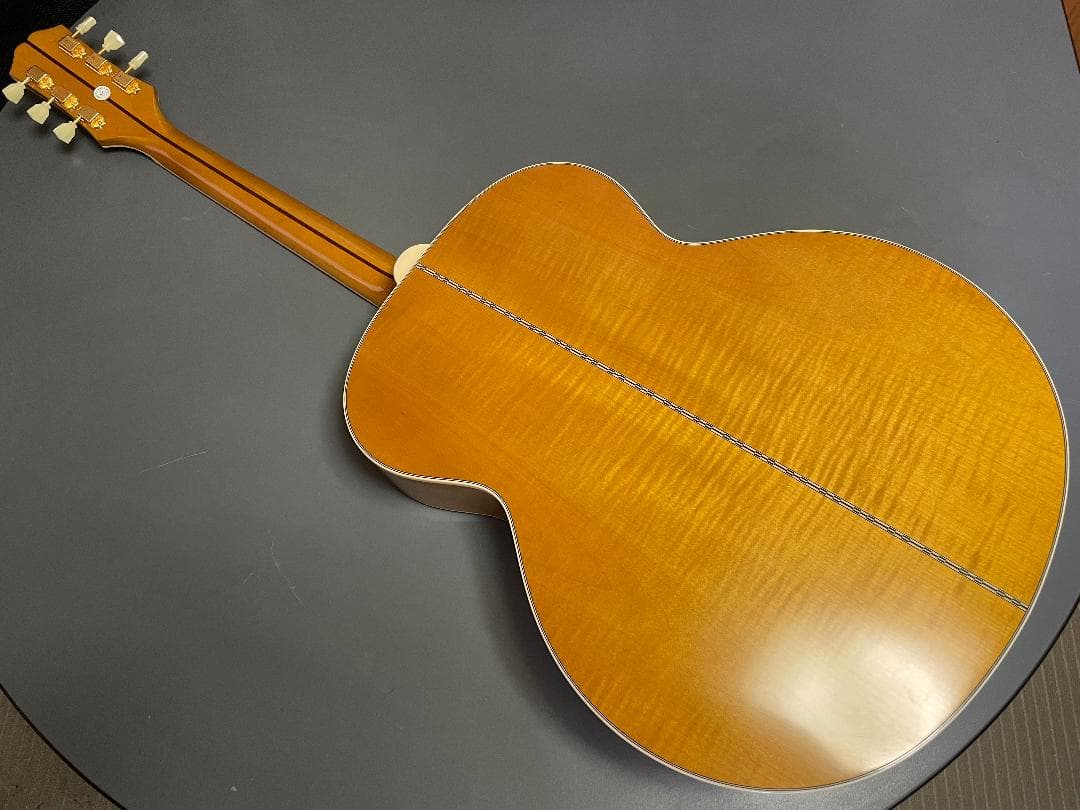 Epiphone Masterbilt J-200 オール単板