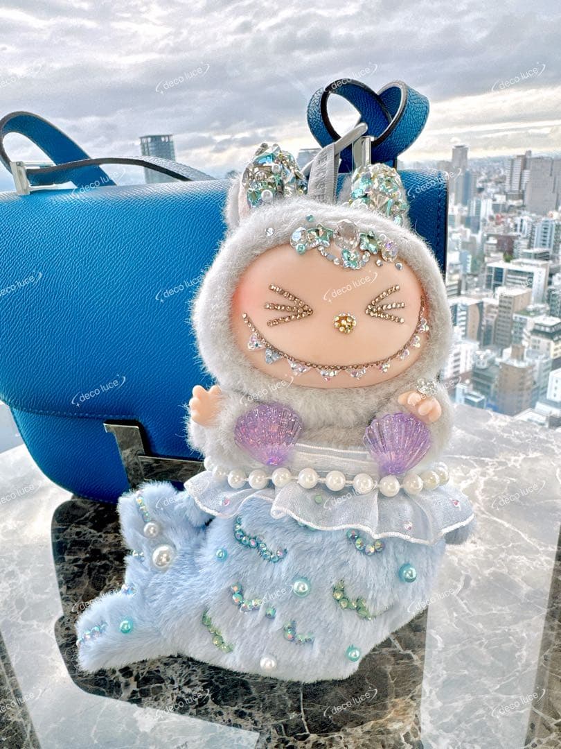 スワロフスキー　ラブブ　Seat へへ　HEHE HIDE AND SEEK