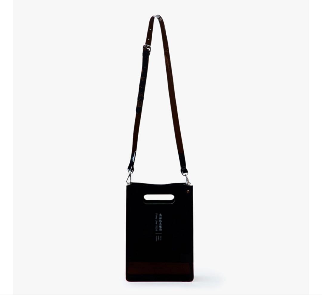 tuki.会場限定日本武道館公演 nana-nana A4対応ショルダーバッグ