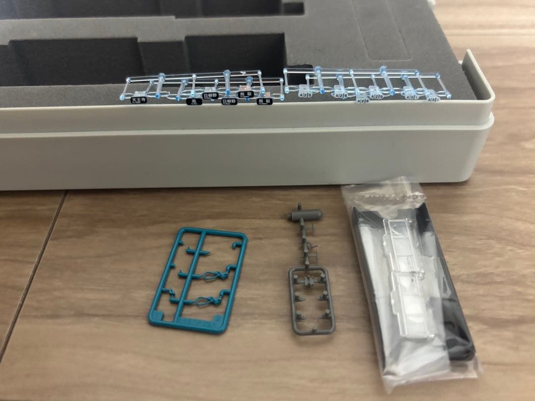 TOMIX 103系 JR西日本仕様 黒サッシ スカイブルー 基本セット