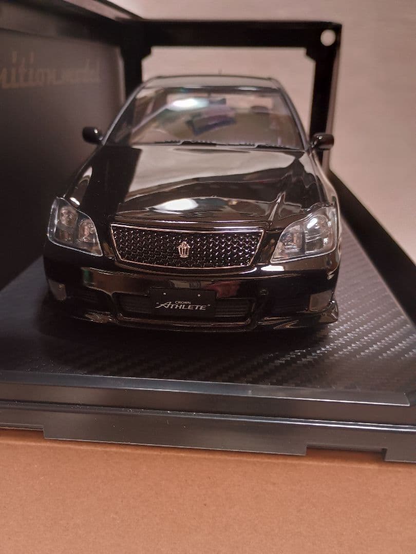 イグニッションモデル1/18 トヨタ　クラウン　GRS180 3.5 アスリート