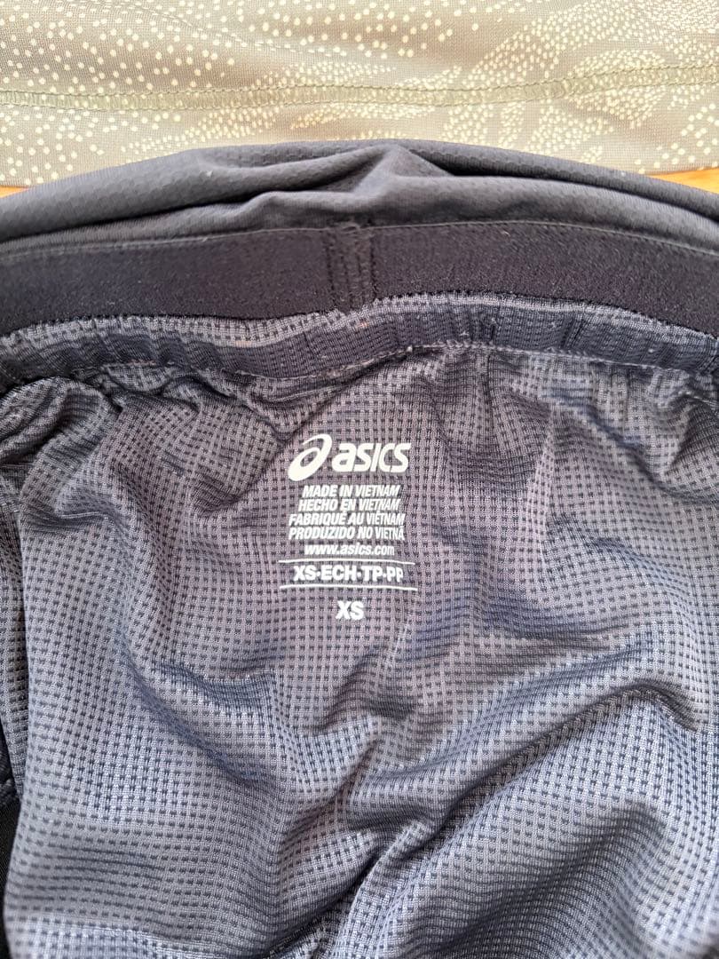 【即日発送】asics シングレット、ショーツセットXS（海外サイズ）