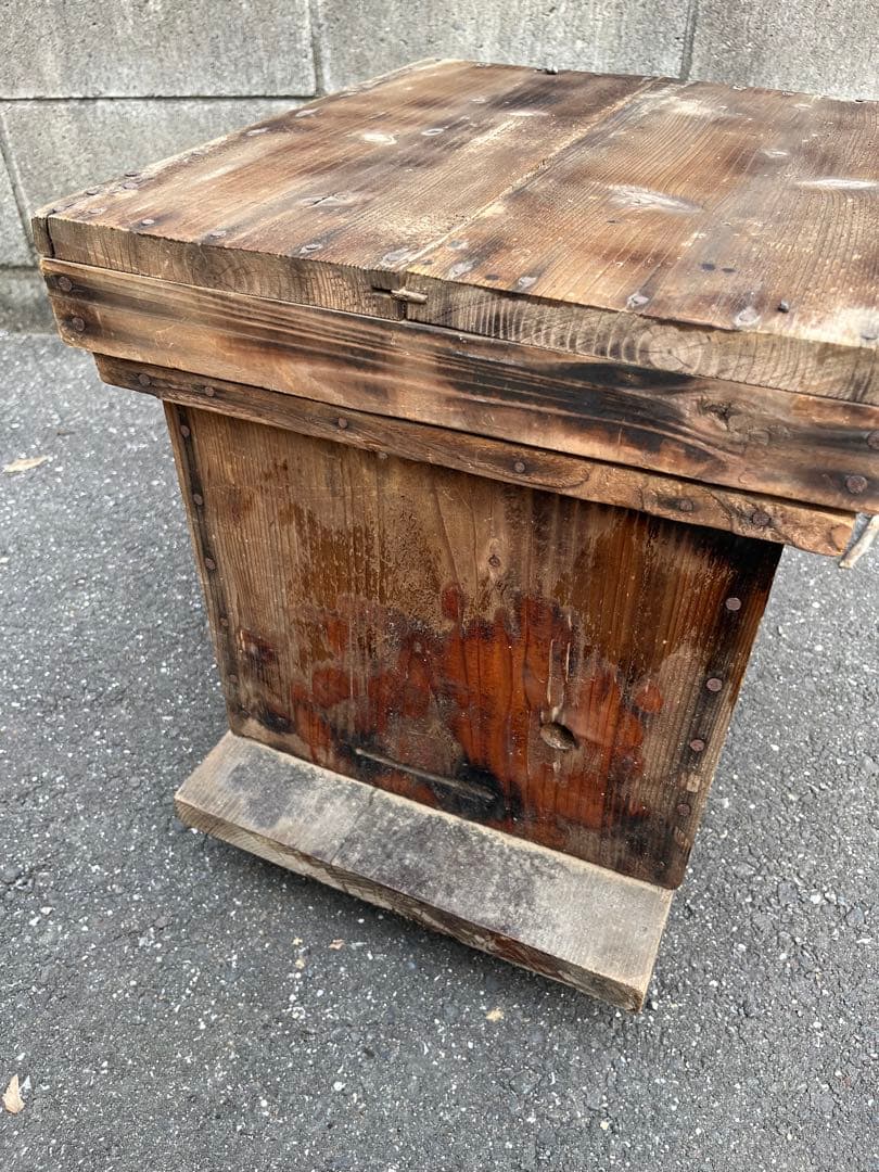 日本蜜蜂　待ち箱　入居実績あり　巣箱　待ち箱