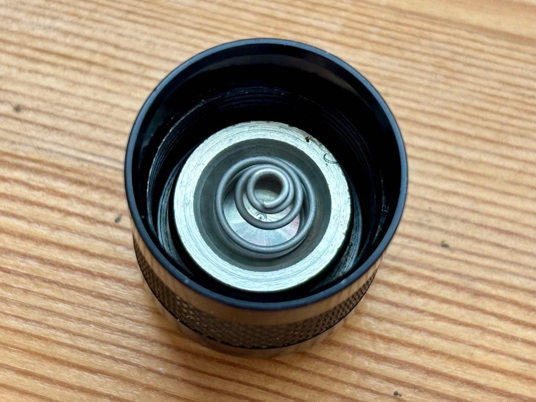 トイガン SURE FIRE 6P