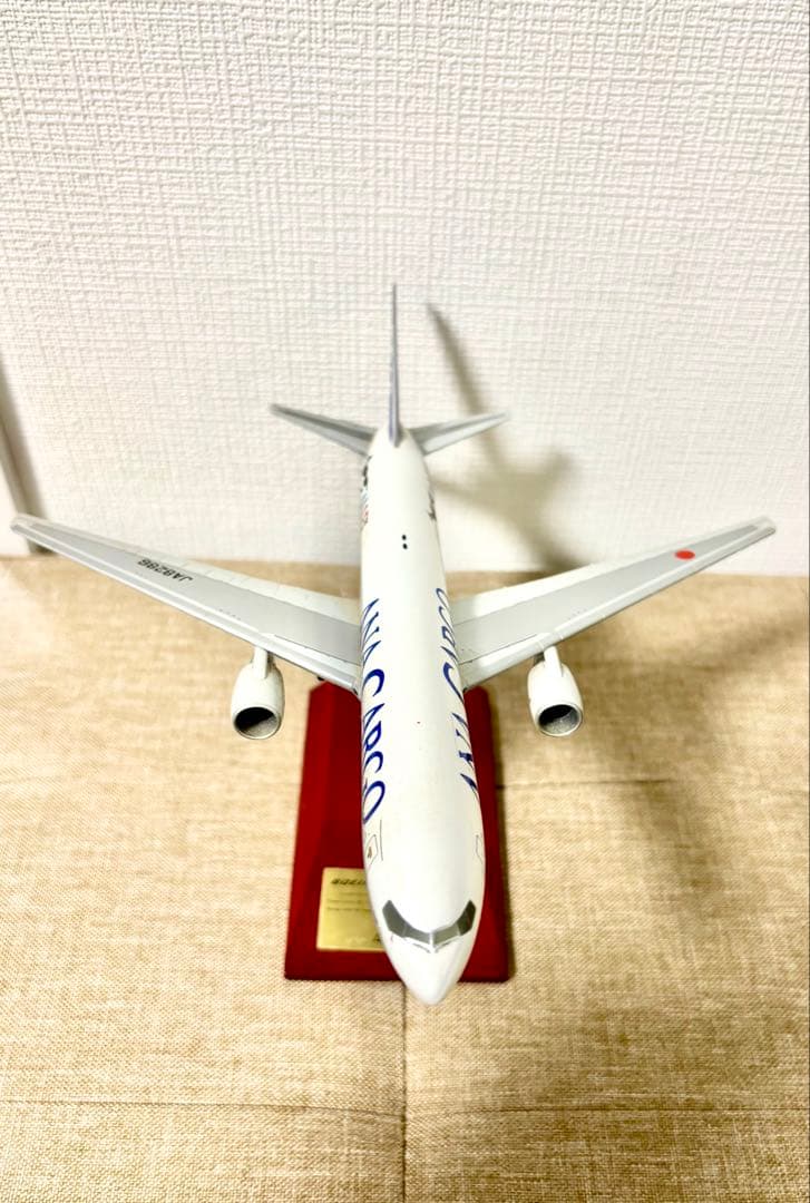 ANA CARGOのBoeing 767-300BCFモデル1/200スケール