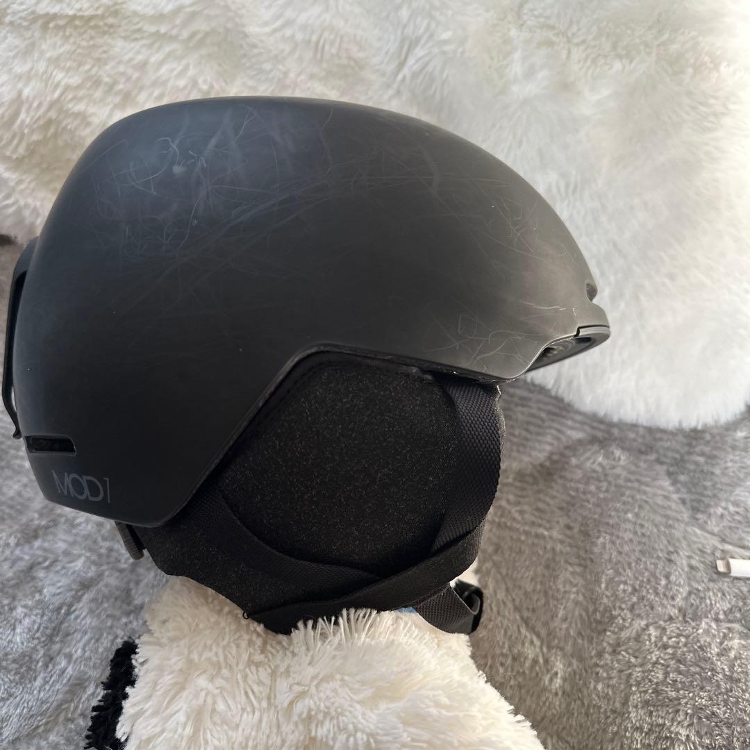 オークリーブラックヘルメット MODI