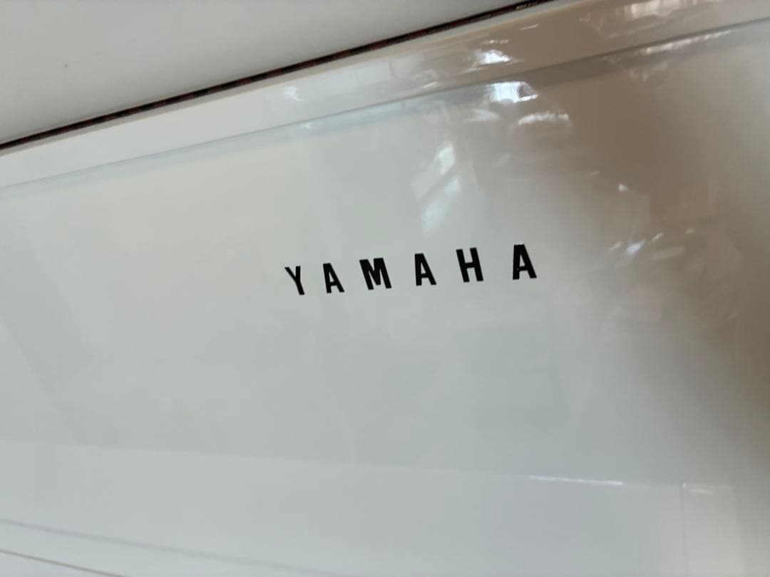 YAMAHA アップライトピアノ ホワイト　NOU-3